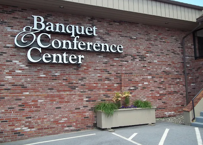 Bangor Inn & Suites